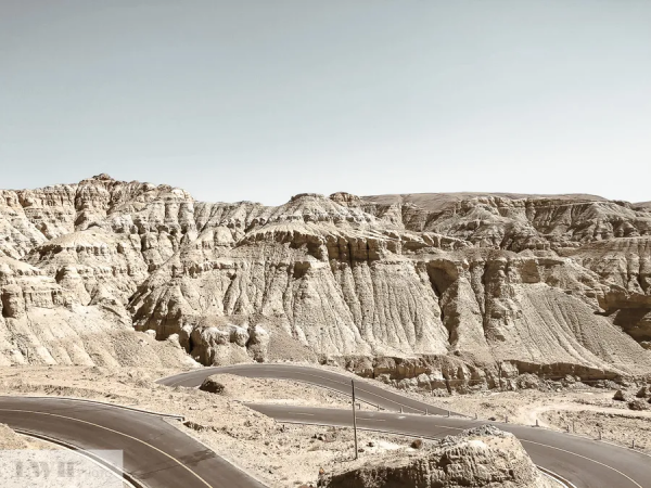 兩個人，一輛車，阿里北線無人區穿越