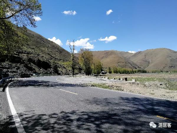 西藏自駕遊第四站：翻越折多山