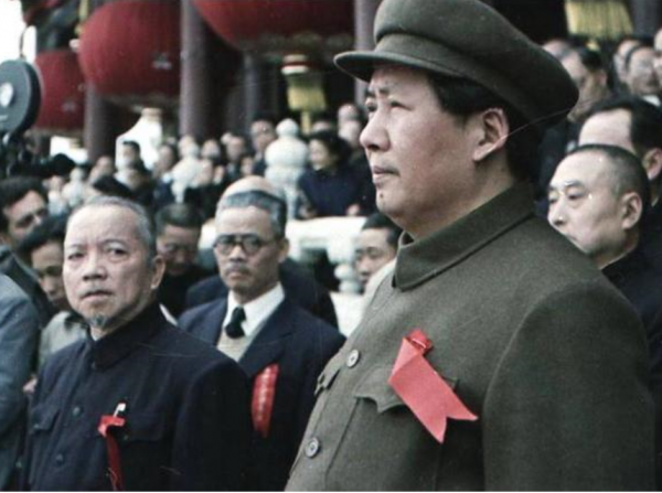 《開國大典》:這六人為何能排到總理前面? 《開國大典》:這六人為何能排到總理前面?