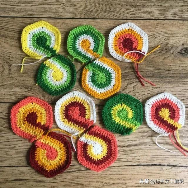 鉤編留下太多的零線，幾十種六角的鉤法，讓你家美出花來