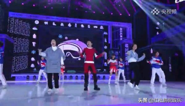 40多位總檯主持人藏龍臥虎,公演直播節目全精品,網友直呼看不夠 40多位總檯主持人藏龍臥虎,公演直播節目全精品,網友直呼看不夠