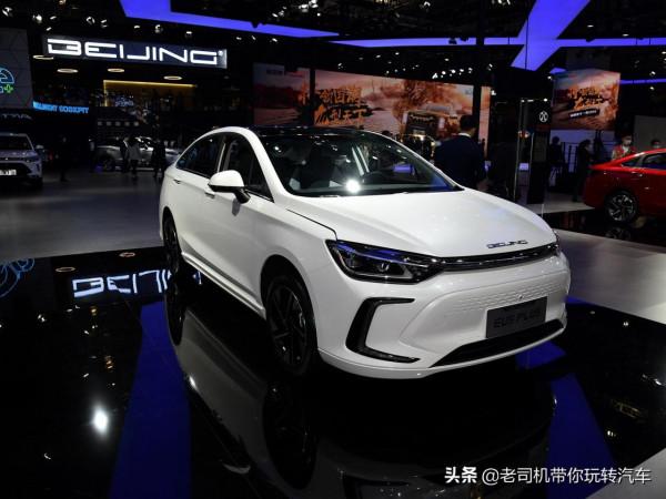 直流快充半小時，501km續航低成本代步家用車，實拍北京EU5 PLUS