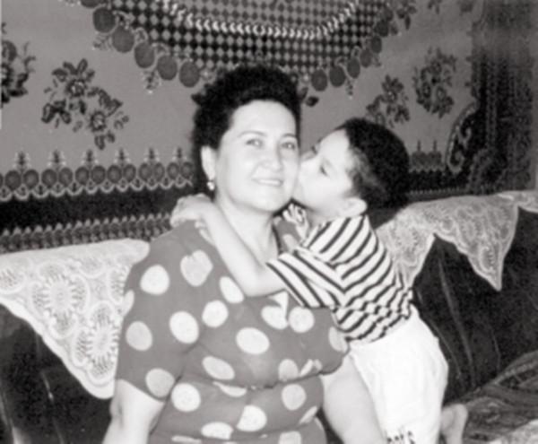 《冰山上的來客》古蘭丹姆:遵母命未從影,47歲從糧店病退 《冰山上的來客》古蘭丹姆:遵母命未從影,47歲從糧店病退