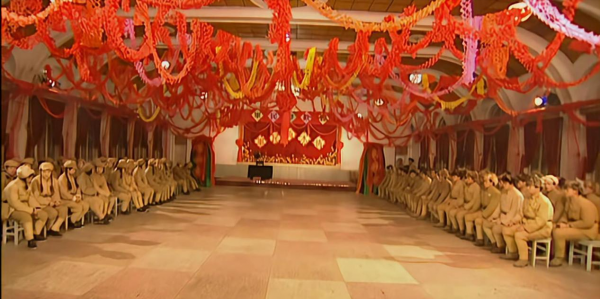 激情燃燒的歲月：19歲的褚琴嫁給36歲的石光榮，是最極致的痛苦