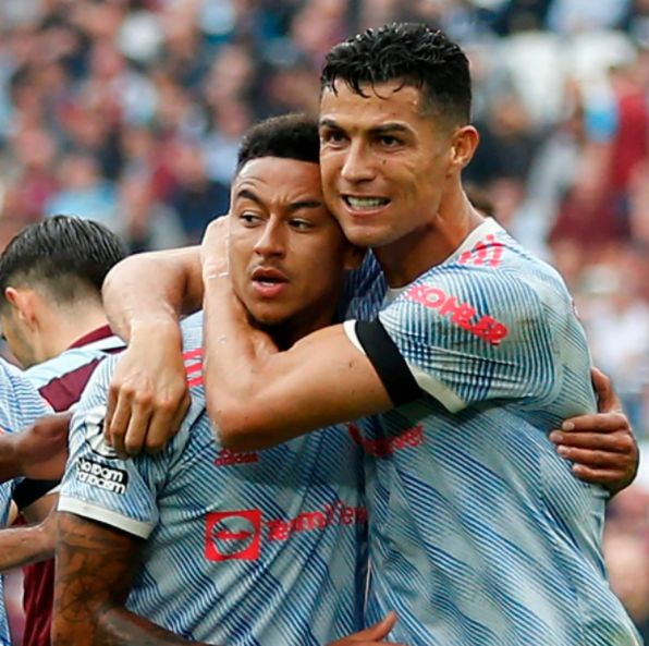 足壇絕殺夜！梅西3場0球后質疑主帥，C羅3場4球后發聲：紅魔前進