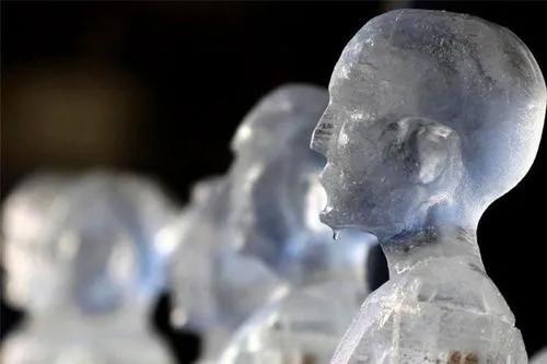 人體冷凍技術：到目前為止還沒有一具被儲存的屍體重獲新生