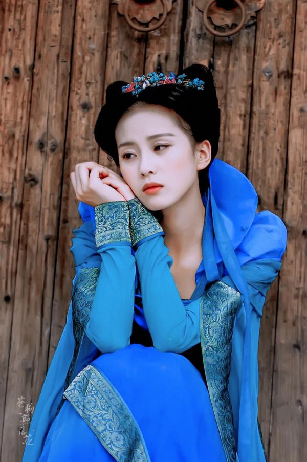 來自回族的7位女星，都是顏值天花板，哪個令你意外？