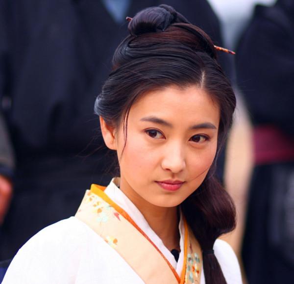 別的演員只是扮古裝漂亮,她們簡直就是從古代走來 別的演員只是扮古裝漂亮,她們簡直就是從古代走來