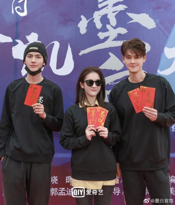 《墨白》官宣，張雪迎、畢雯珺相愛相殺攜手闖蕩演藝圈，搭郭品超