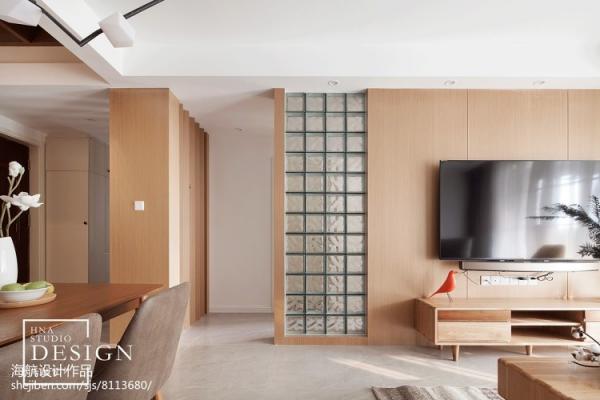 老婆強拆土氣背景牆，婆婆抓狂！老公用4種方案化解矛盾