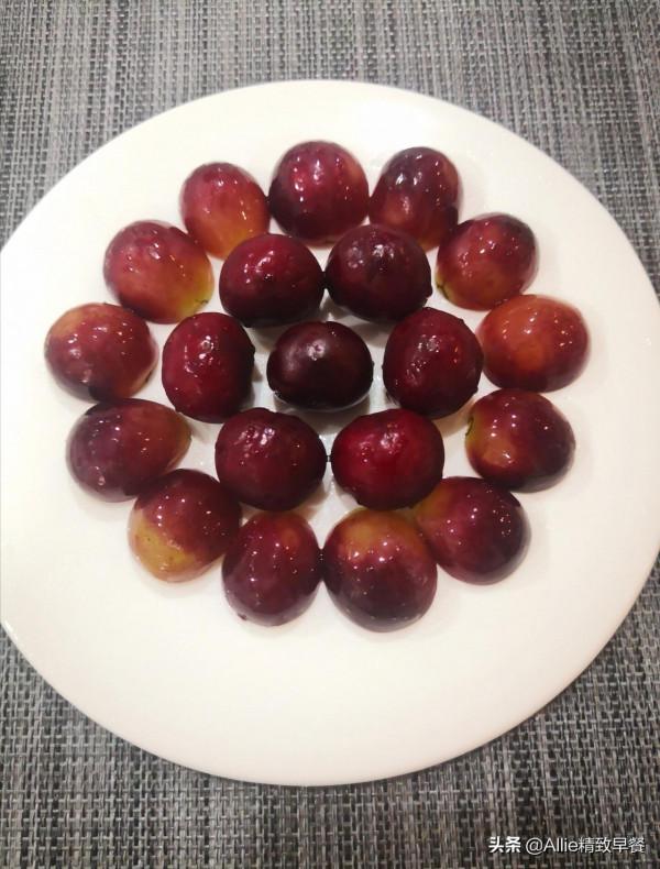 想吃包子不會捏褶子的可以收藏了，簡單易學的貝殼包，鬆軟顏值高