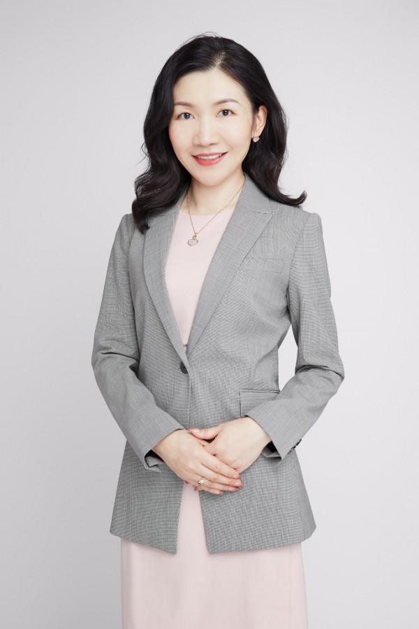 演算法週刊&CenterDot;前沿掃描｜對話董樂：小資料為何熱門？如何思考通用人工智慧？