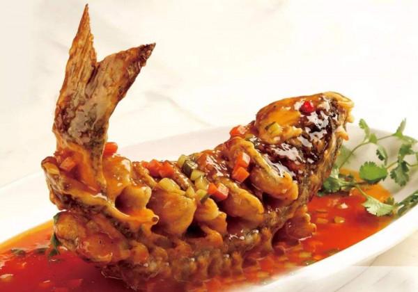 山東年夜飯的8大&OpenCurlyDoubleQuote;壓軸菜&rdquo;，經典有名氣，不愧是八大菜系之首