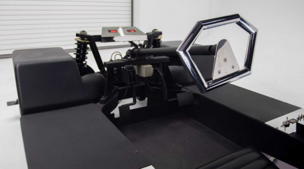 這真是一臺車 形似路由器的Lo-Res概念車正在拍賣