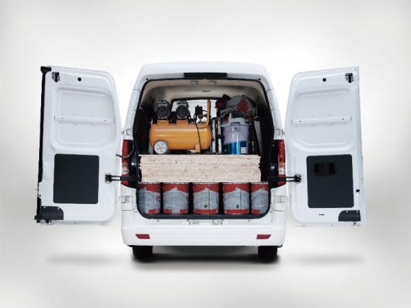 不輸五菱神車，新款長安睿行EM60/EM80上市：13.58萬元起