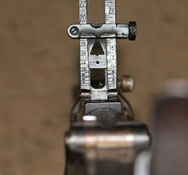 步槍瞄準鏡比槍管高,為何還能準確擊中目標?校槍需要多長時間? 步槍瞄準鏡比槍管高,為何還能準確擊中目標?校槍需要多長時間?