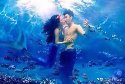 鍾麗緹時隔28年再演美人魚！穿吊帶上衣泳池裡游泳，美成童話世界