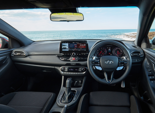 圈速穩壓福克斯RS，逼近高爾夫R！韓系鋼炮的實力被低估了