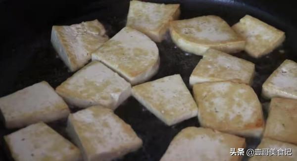 冬天蘿蔔這樣吃才叫過癮，加一塊豆腐，開胃又下飯，比吃肉還香