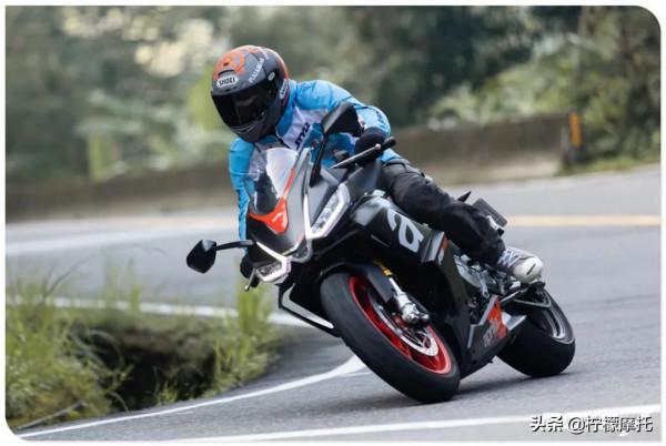 2021 RS660 試駕：操控、電控一次滿足，中量級運動車款新世代