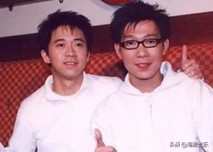 靠兒子“翻紅”的他是多少人的青春