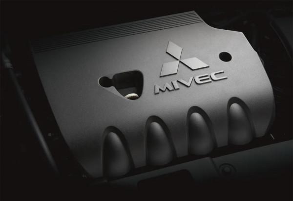 日系老炮勢均力敵的較量：日產奇駿對比三菱歐藍德