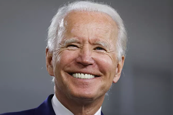 美國校區推出新規定，男的可以隨意進女廁所，心理上是女的就行