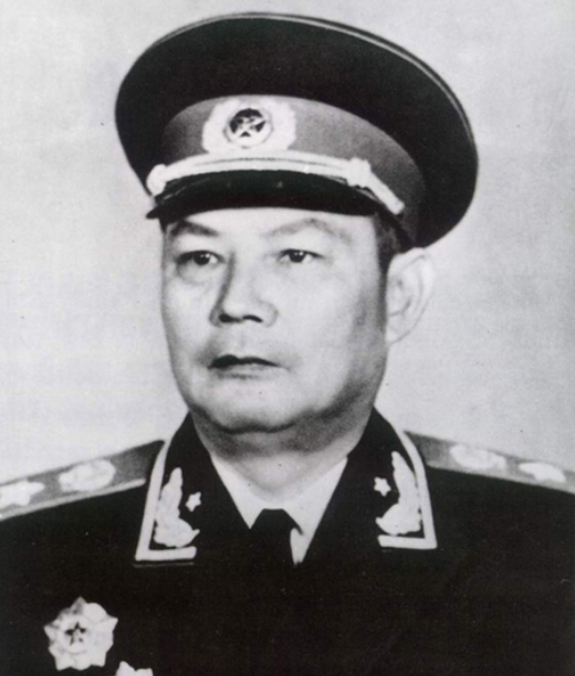 毛主席逝世後，毛岸青曾給葉劍英寫了封信：父親對伯伯是很尊敬的