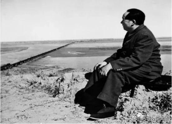 毛主席一次“夜訪”後,讓公安部長羅瑞卿嚴加處置,發生了何事? 毛主席一次“夜訪”後,讓公安部長羅瑞卿嚴加處置,發生了何事?