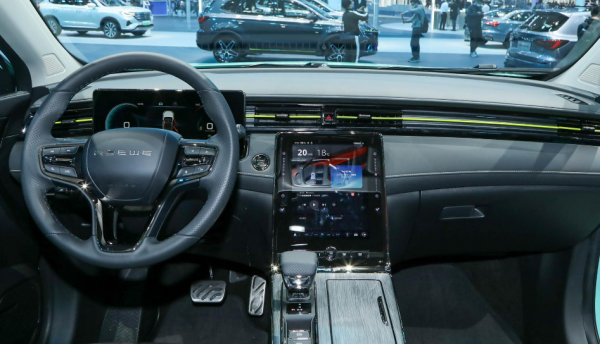 零百加速8秒,配1.5T+7DCT,榮威RX5 PLUS價效比如何 零百加速8秒,配1.5T+7DCT,榮威RX5 PLUS價效比如何