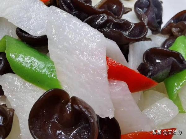 飯店的山藥炒木耳為什麼好吃，那是有講究的，簡單易學，一看就會