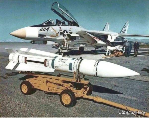 超過150公里！霹靂-15如何趕美超歐，躋身全球空空導彈最前列？