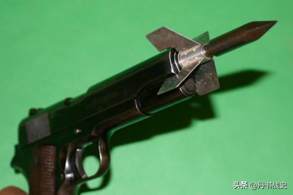 二戰特種武器之“Bigot”飛鏢槍