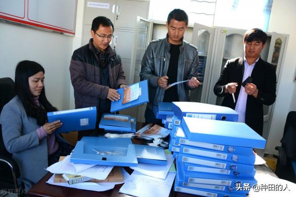 村委會招人為什麼要求大專以上學歷，低學歷當不了村幹部，為啥？