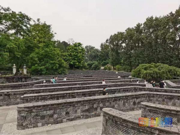 中秋去這裡遊玩,能看國寶,能賞荷花,還能逛過癮! 中秋去這裡遊玩,能看國寶,能賞荷花,還能逛過癮!