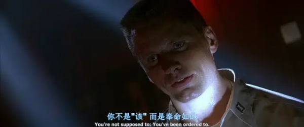 看好萊塢如何“反美”，當然還得選擇重溫《紅潮風暴》