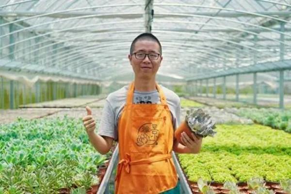 溫鐵軍：農村現在很多年輕人外出打工，未來田地誰來種？