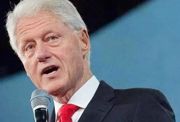 克林頓為讓中國加入WTO，向國會提出了三大設想，結果全部落空