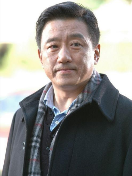 《突圍》主演丁勇岱：沉浸式演技，妻子讓我自豪，兒子讓我驕傲