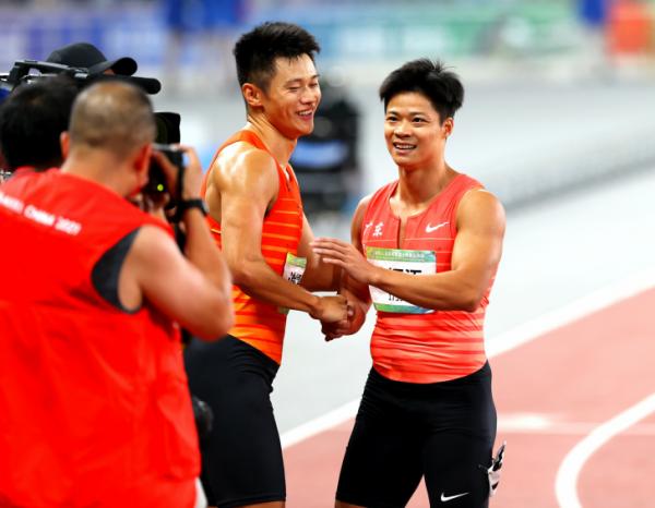 組圖丨蘇炳添強勢奪冠 第十次成績入10秒