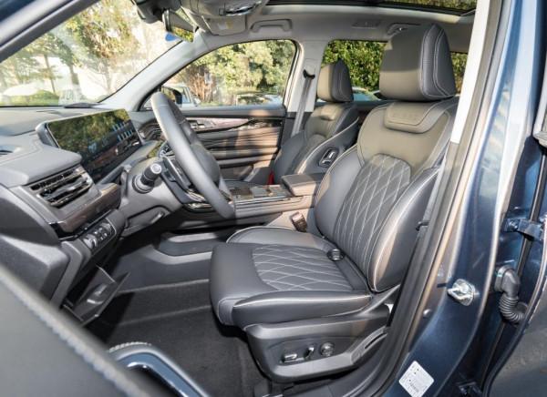 想花20幾萬買中大型SUV，繞不開這三款，質量好動力強油耗低