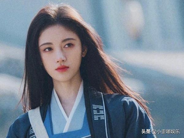 4位女星的整容“塌房路”，有人整成“滅霸”，一個比一個不自然