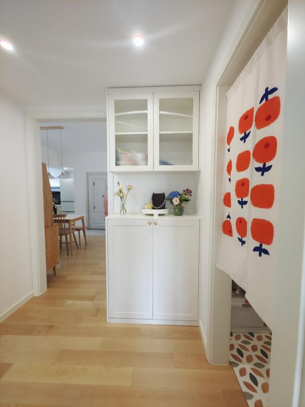 65㎡奶油色和原木色搭配，打造自然舒適的家