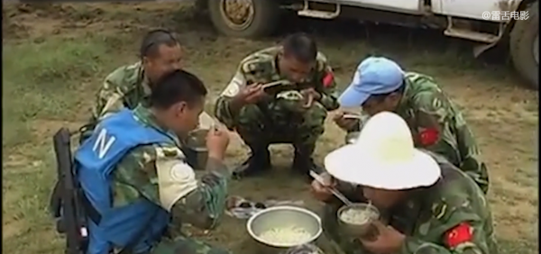 非洲最爛機場，整個機場全是泥巴路，總統的飛機差點墜毀！紀錄片