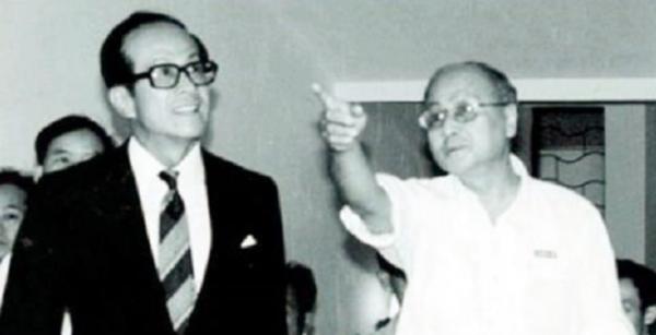 結婚9天入臺潛伏的謝漢光,42年後迴歸大陸:髮妻仍在、兒孫滿堂 結婚9天入臺潛伏的謝漢光,42年後迴歸大陸:髮妻仍在、兒孫滿堂