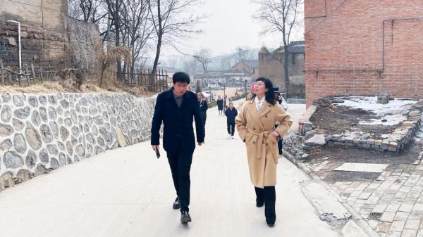 在高都古鎮，情人節遇上元宵節