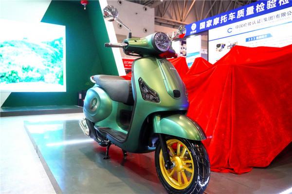 跨界ADV踏板再添猛將，光南佈雷斯通極宙正式推出