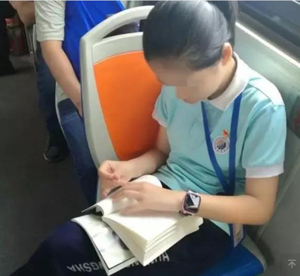 2019年，15歲學霸少女跳樓自殺，沒有遺書，神秘手機成解謎關鍵