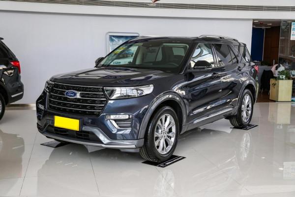 又一款“硬漢”座駕，長超5米配大七座，比途昂霸氣，實拍探險者