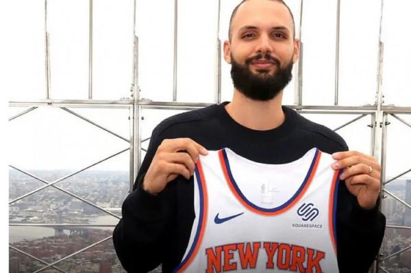 2021-22賽季紐約尼克斯的球員上排名前5的射手，蘭德爾第三